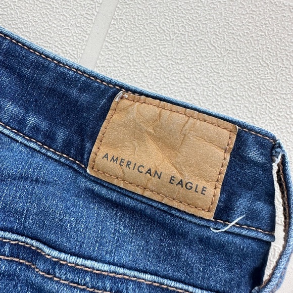 American Eagle - Size 6 Short - Picture 5 of 6